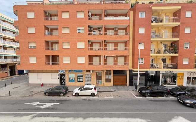 Resale - Apartment -
Torrevieja - Playa del Cura