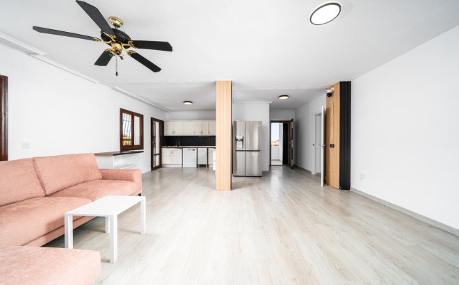 Resale - Villa -
Los Balcones - Costa Blanca