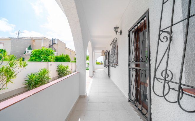 Resale - Villa -
Los Balcones - Costa Blanca