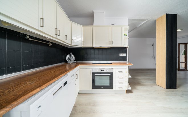 Resale - Villa -
Los Balcones - Costa Blanca