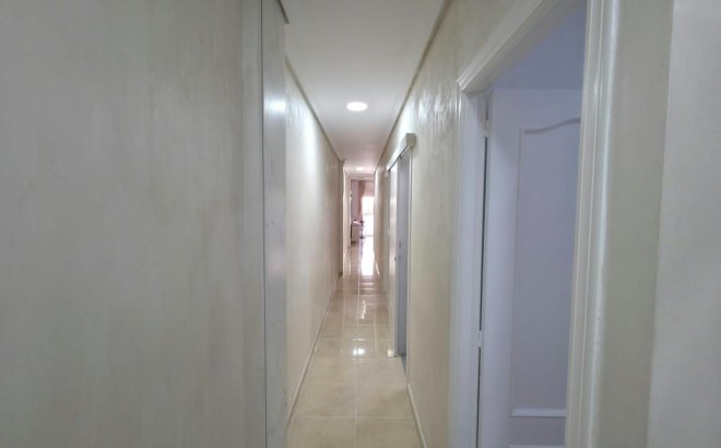 Resale - Apartment -
Torrevieja - Nueva Torrevieja