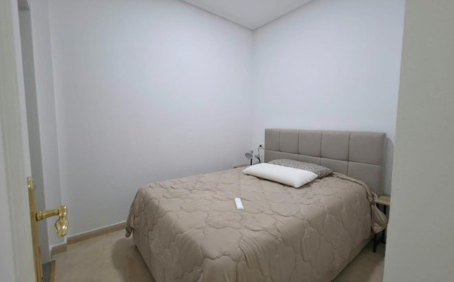 Resale - Apartment -
Torrevieja - Nueva Torrevieja