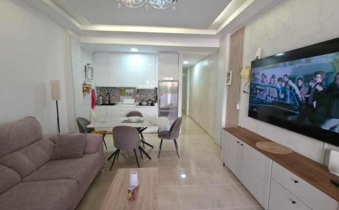 Resale - Apartment -
Torrevieja - Nueva Torrevieja