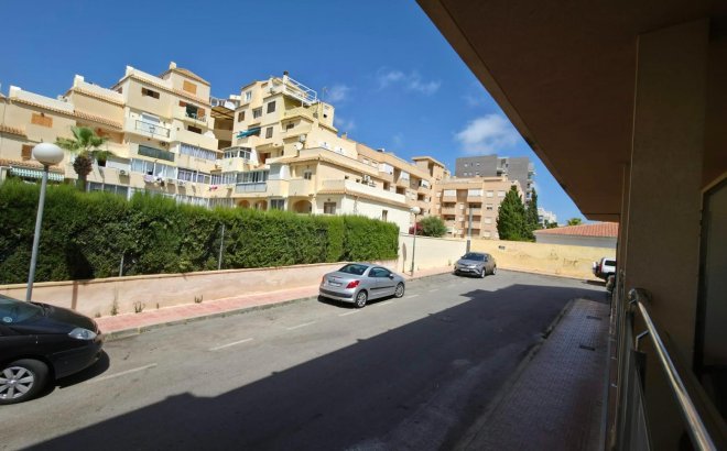 Resale - Apartment -
Torrevieja - Nueva Torrevieja