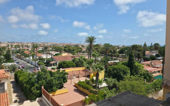 Resale - Apartment -
Torrevieja - Nueva Torrevieja