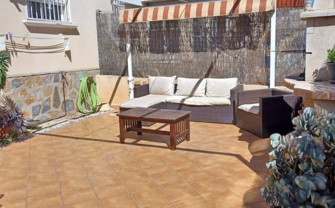 Resale - Bungalow -
Orihuela Costa - Los Almendros-la Florida