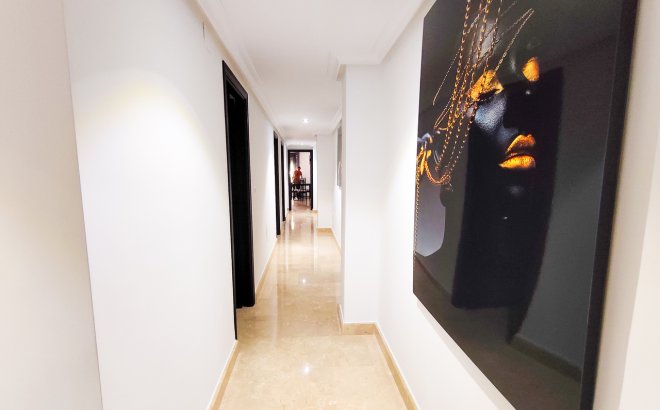 Resale - Apartment -
Torrevieja - Costa Blanca