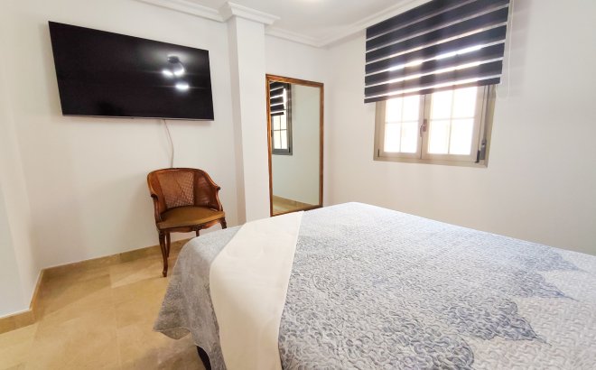 Resale - Apartment -
Torrevieja - Costa Blanca