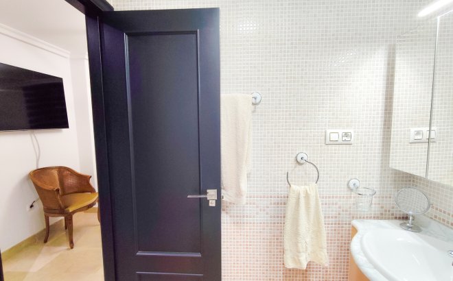 Resale - Apartment -
Torrevieja - Costa Blanca
