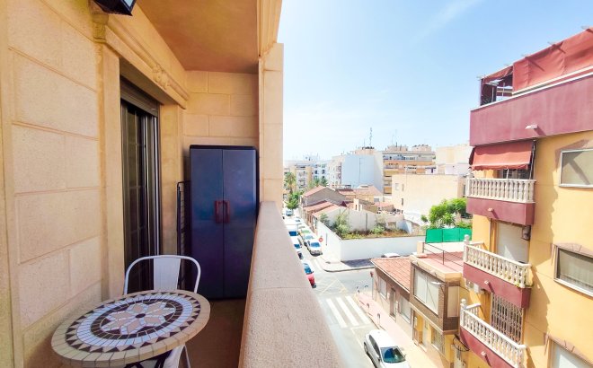 Resale - Apartment -
Torrevieja - Costa Blanca