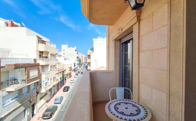 Resale - Apartment -
Torrevieja - Costa Blanca