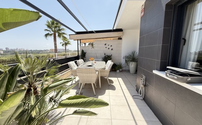 Resale - Town House -
Cabo Roig - Costa Blanca