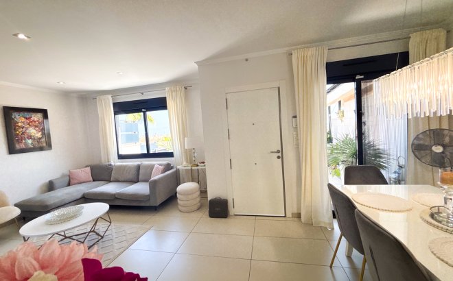 Resale - Town House -
Cabo Roig - Costa Blanca