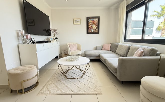 Resale - Town House -
Cabo Roig - Costa Blanca
