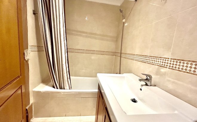 Revente - Appartement -
Torrevieja - Costa Blanca