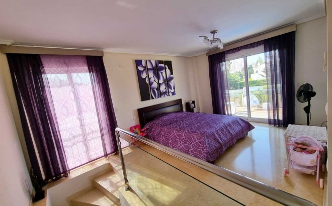 Resale - Villa -
La Mata - Costa Blanca