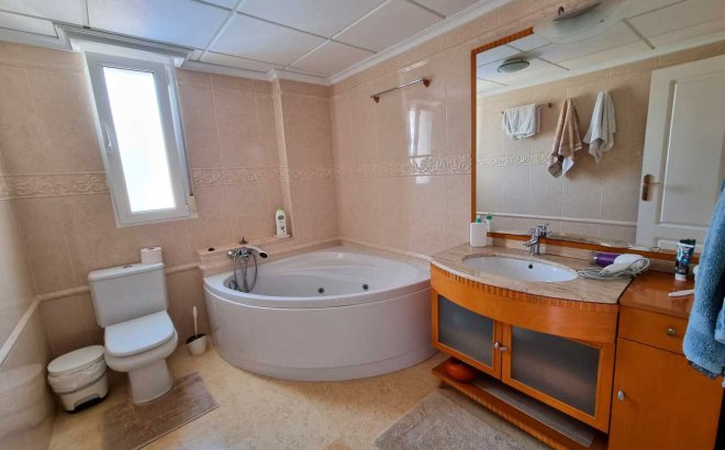 Resale - Villa -
La Mata - Costa Blanca
