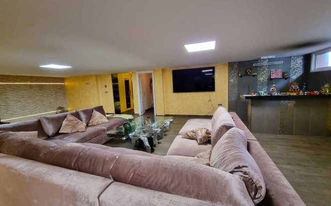 Resale - Villa -
La Mata - Costa Blanca