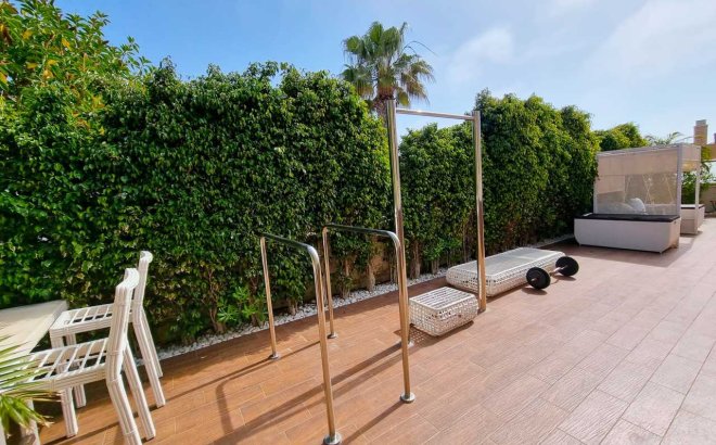 Resale - Villa -
La Mata - Costa Blanca