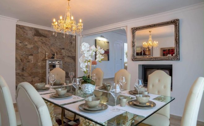 Resale - Villa -
San Miguel de Salinas - Inland