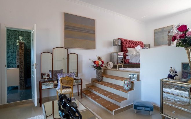 Resale - Villa -
San Miguel de Salinas - Inland