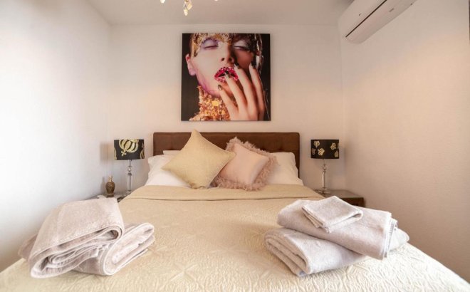 Resale - Villa -
San Miguel de Salinas - Inland