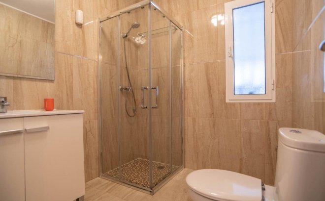 Resale - Villa -
San Miguel de Salinas - Inland