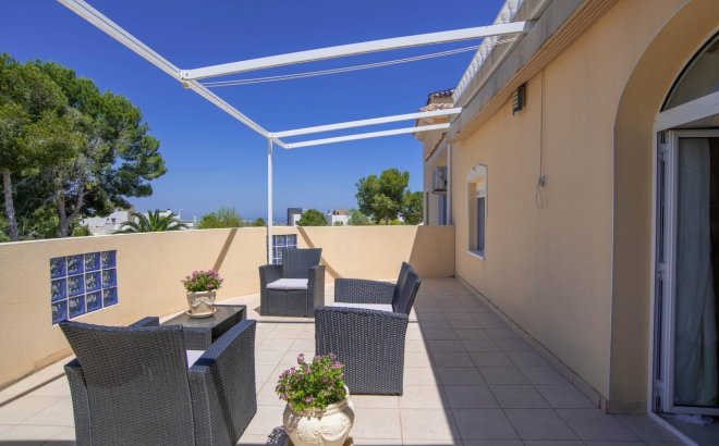 Resale - Villa -
San Miguel de Salinas - Inland