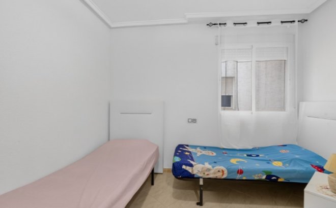 Resale - Apartment -
Torrevieja - Costa Blanca