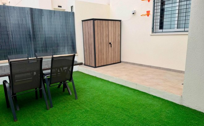 Resale - Apartment -
Torrevieja - Aguas Nuevas