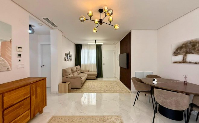 Resale - Apartment -
Torrevieja - Aguas Nuevas