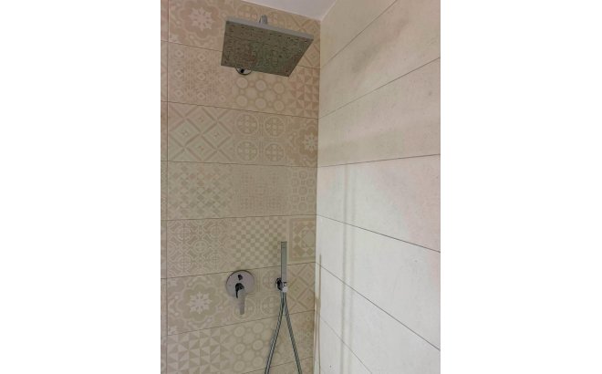 Resale - Apartment -
Torrevieja - Aguas Nuevas