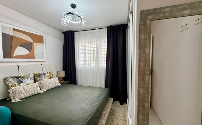 Resale - Apartment -
Torrevieja - Aguas Nuevas