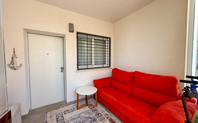 Resale - Apartment -
Torrevieja - Aguas Nuevas
