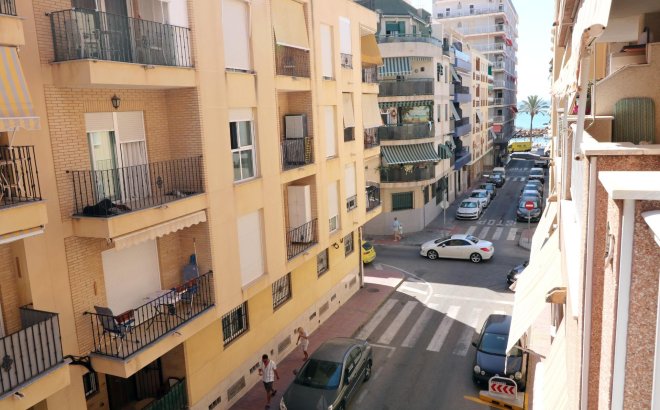 Revente - Appartement -
Torrevieja - Playa del Cura