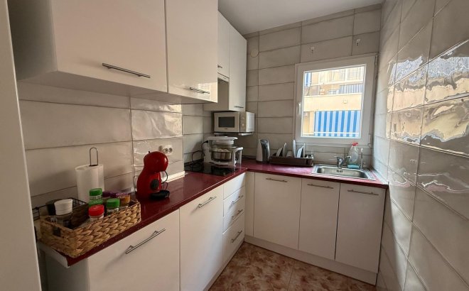 Resale - Apartment -
Torrevieja - Playa de los Locos
