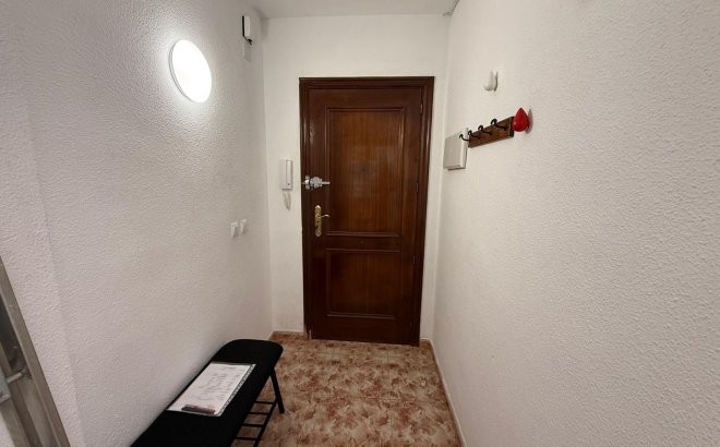 Resale - Apartment -
Torrevieja - Playa de los Locos