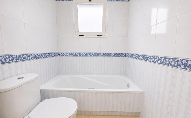 Resale - Apartment -
Torrevieja - Playa del Cura