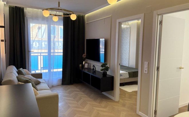 Resale - Apartment -
Torrevieja - Playa del Cura