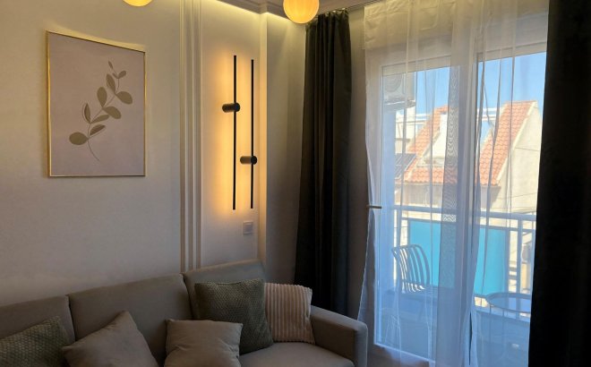 Resale - Apartment -
Torrevieja - Playa del Cura