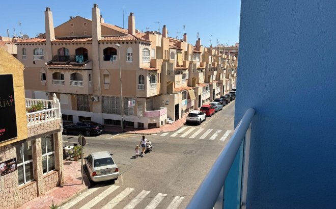 Resale - Apartment -
Torrevieja - Playa del Cura
