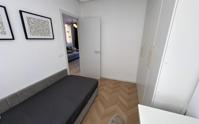 Resale - Apartment -
Torrevieja - Playa del Cura