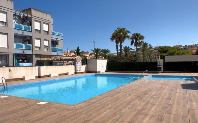 Resale - Apartment -
Torrevieja - Playa del Cura