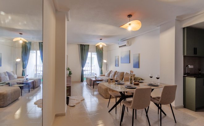 Resale - Apartment -
Torrevieja - Playa del Cura