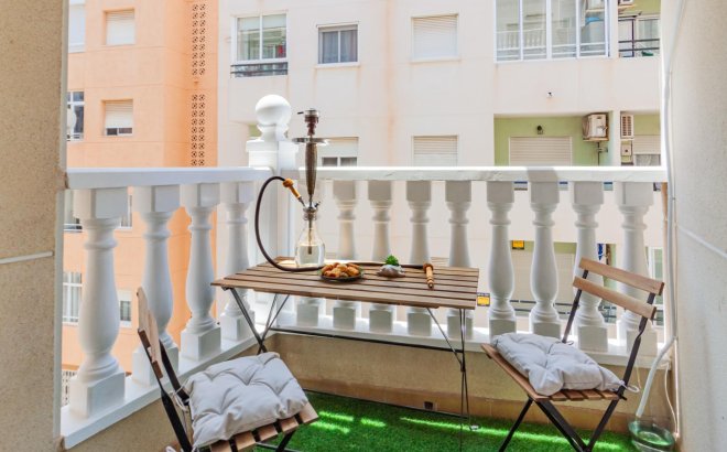 Resale - Apartment -
Torrevieja - Playa del Cura