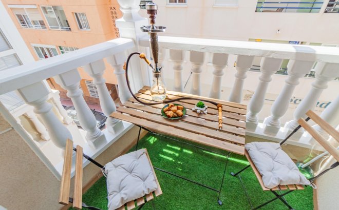 Resale - Apartment -
Torrevieja - Playa del Cura