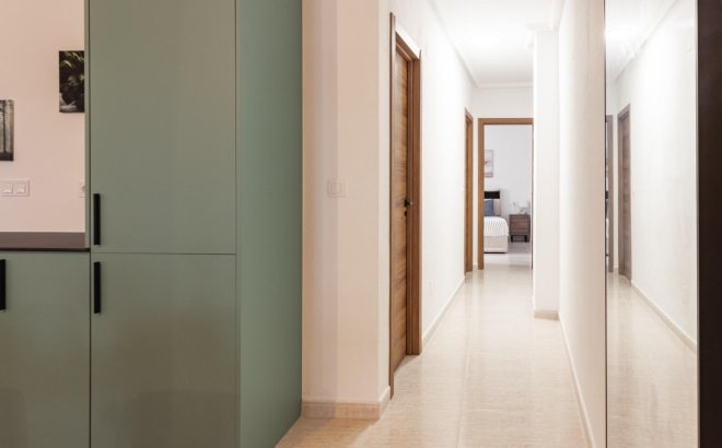 Resale - Apartment -
Torrevieja - Playa del Cura