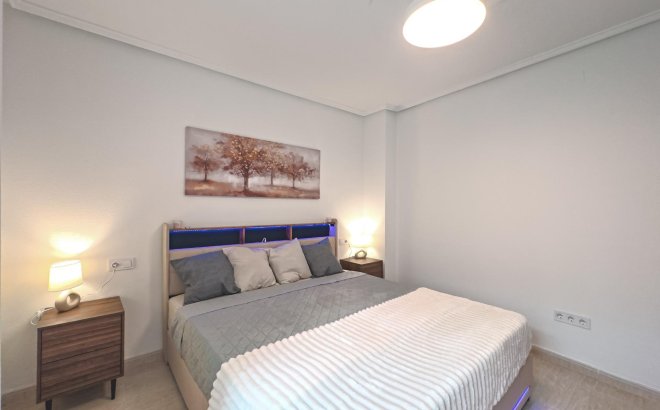 Resale - Apartment -
Torrevieja - Playa del Cura