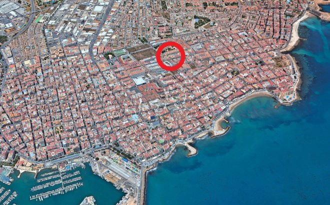 Resale - Apartment -
Torrevieja - Playa del Cura