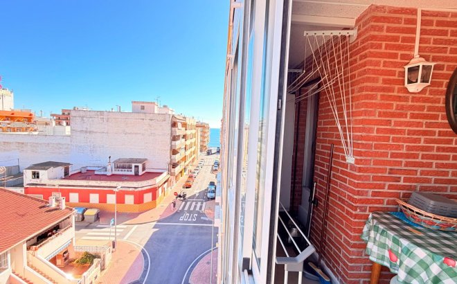 Resale - Apartment -
Torrevieja - Playa De Los Naufragos